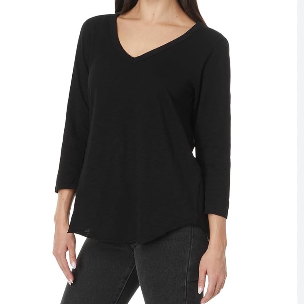 VS Black Long Sleeve 3/4 Sleeve Top